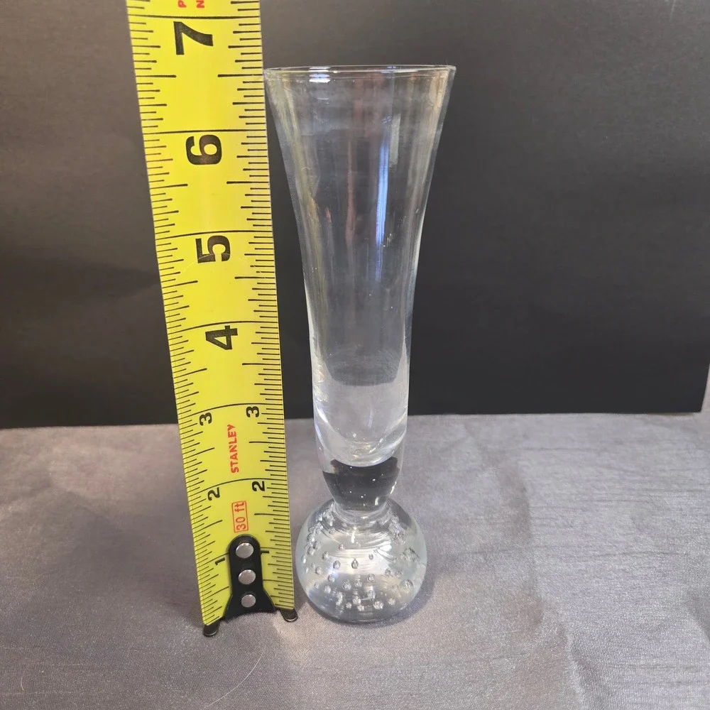 Hand Blown Art Glass Bud Vase Flower Base Controlled Bubbles Clear‎